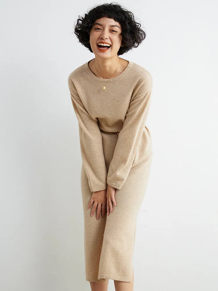 Rarove-New round neck knitted cashmere dress in autumn and winter with loose pullover and long split wool dress.