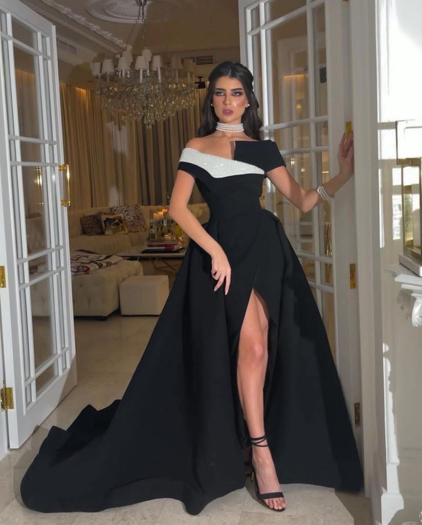 Graduation Prom LAYOUT NICEB Elegant Evening Dresses Saudi Arabia Long Train Black and White for Party Prom Gowns with High Split