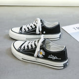 Purple White black yellow green Low-Top Daisy Canvas Shoes Women Ulzzang Korean-Style All-match Board Shoes New Casual Shoes 45