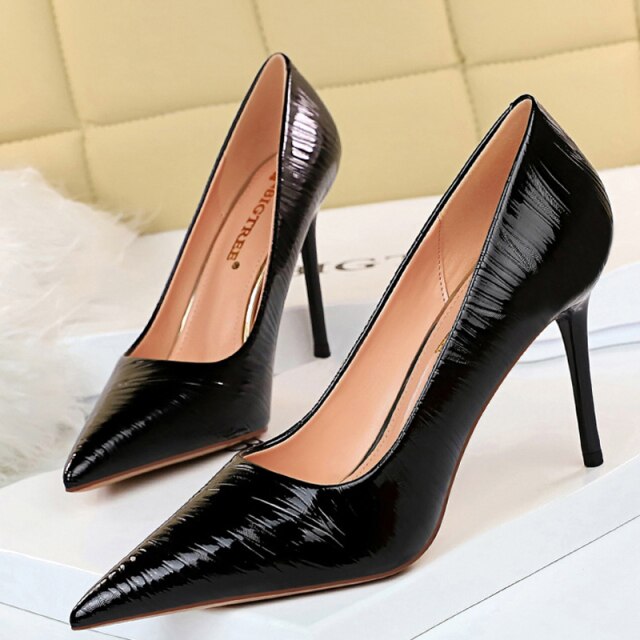 Patent Leather Woman Pumps 2022 New Designer Shoes Pumps Sexy Party Shoes Stiletto Heels Female Shoes Plus Size 43