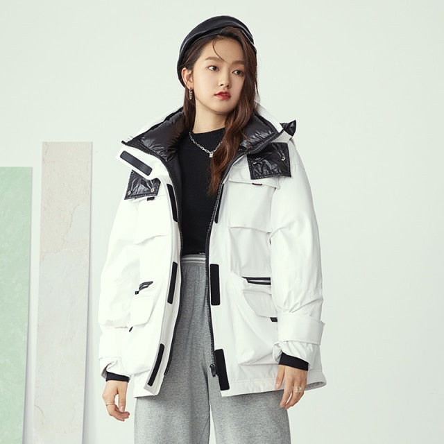 Pocket Worker Hooded Short Down Jacket Women Thermal Feather Strap Casaul Down Parka Female Puffy White Winter Coat
