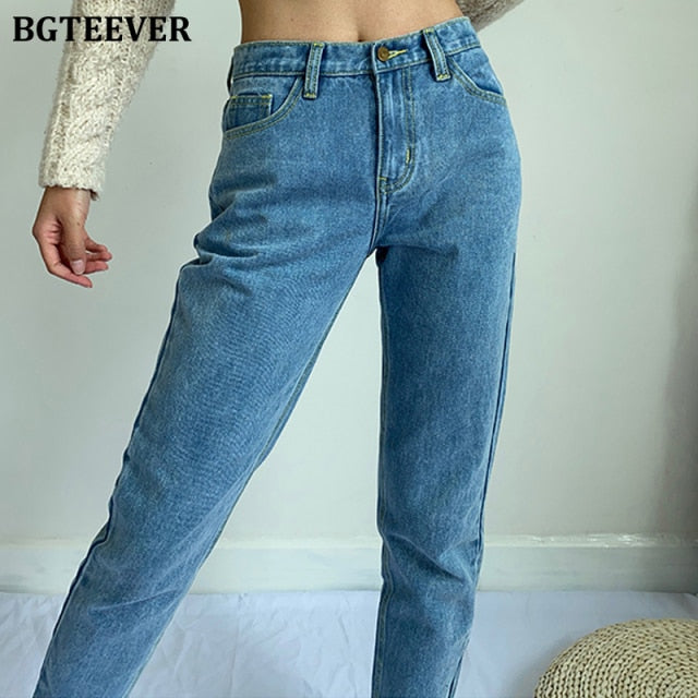 Vintage Chic Button Ladies Jeans Trousers 2021 Summer Autumn Casual Pockets Straight Denim Jeans Women
